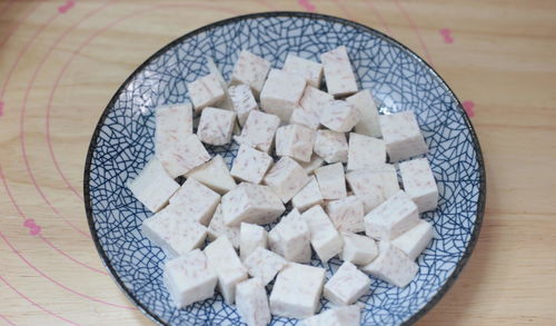 天冷最饞此道菜，蒸一蒸就好，美味營養高，滋補強身，全身熱乎乎——腌制鹽蒸美味